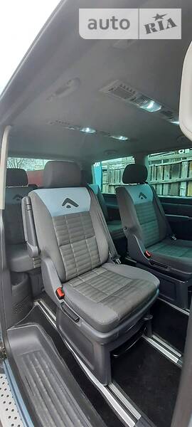 Мінівен Volkswagen Multivan 2008 в Кропивницькому