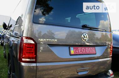 Мінівен Volkswagen Multivan 2020 в Києві