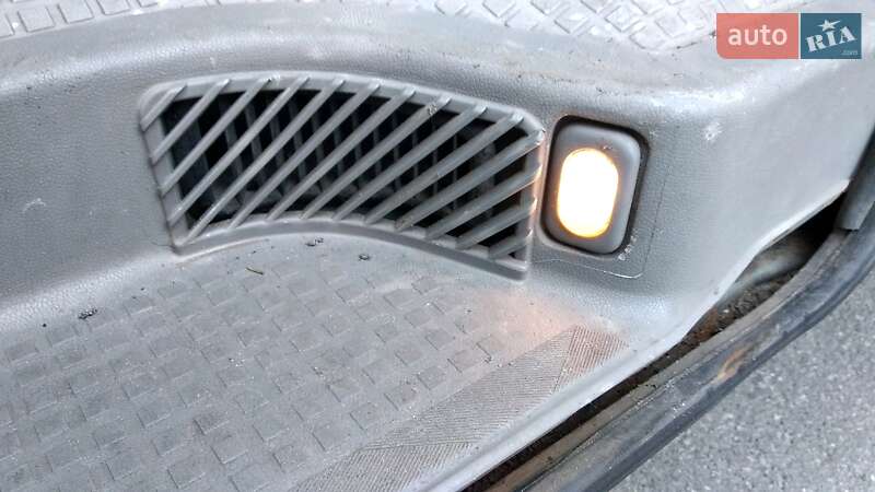 Мінівен Volkswagen Multivan 2002 в Києві