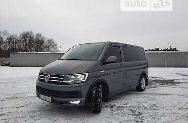 Минивэн Volkswagen Multivan 2017 в Киеве