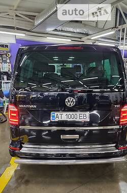 Мінівен Volkswagen Multivan 2017 в Городенці