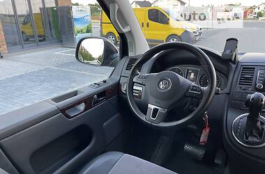 Минивэн Volkswagen Multivan 2014 в Виннице