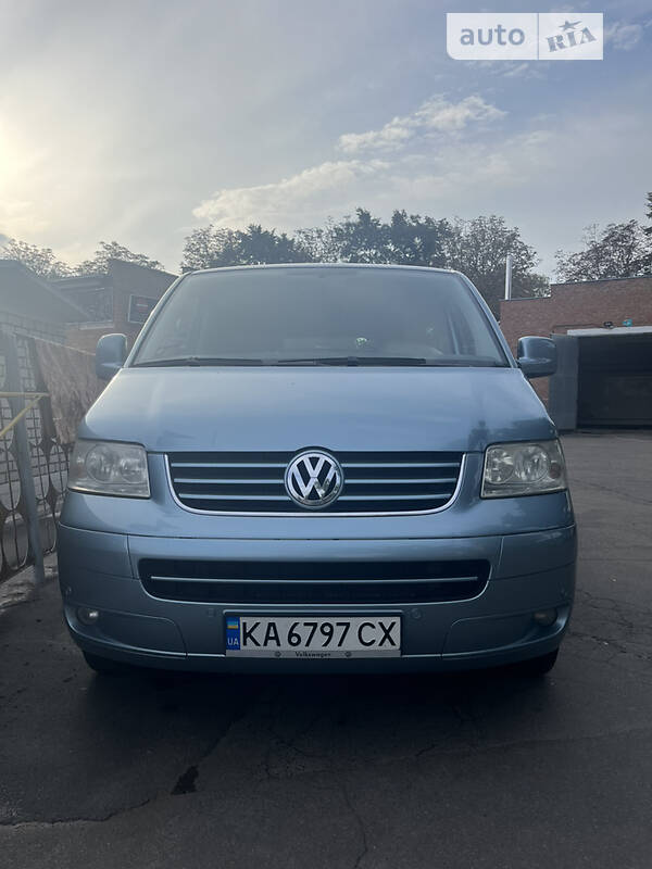 Мінівен Volkswagen Multivan 2007 в Києві