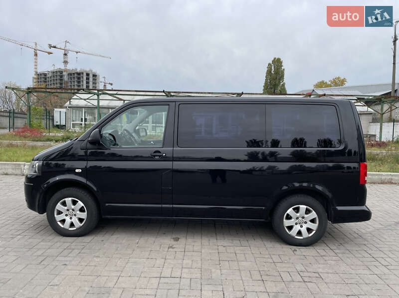 Мінівен Volkswagen Multivan 2012 в Києві