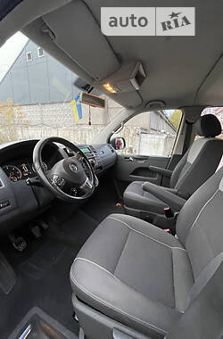 Минивэн Volkswagen Multivan 2012 в Киеве