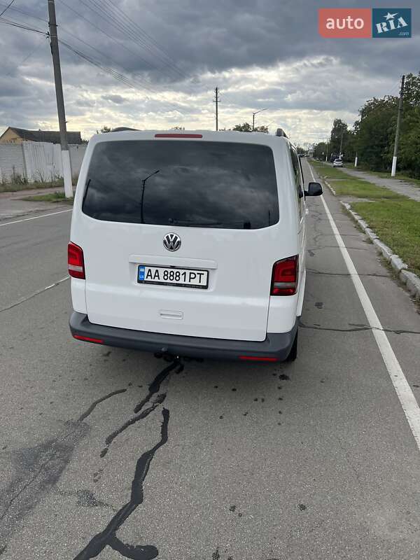 Минивэн Volkswagen Multivan 2013 в Киеве