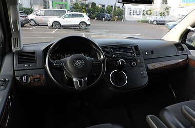 Мінівен Volkswagen Multivan 2011 в Рівному