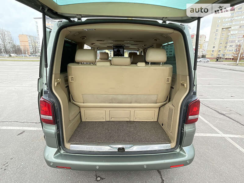 Минивэн Volkswagen Multivan 2004 в Ивано-Франковске фото 24 Минивэн Volkswagen Multivan 2004 в Ивано-Франковске