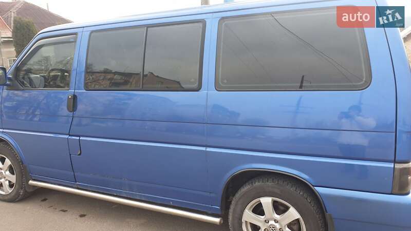 Минивэн Volkswagen Multivan 2003 в Залещиках