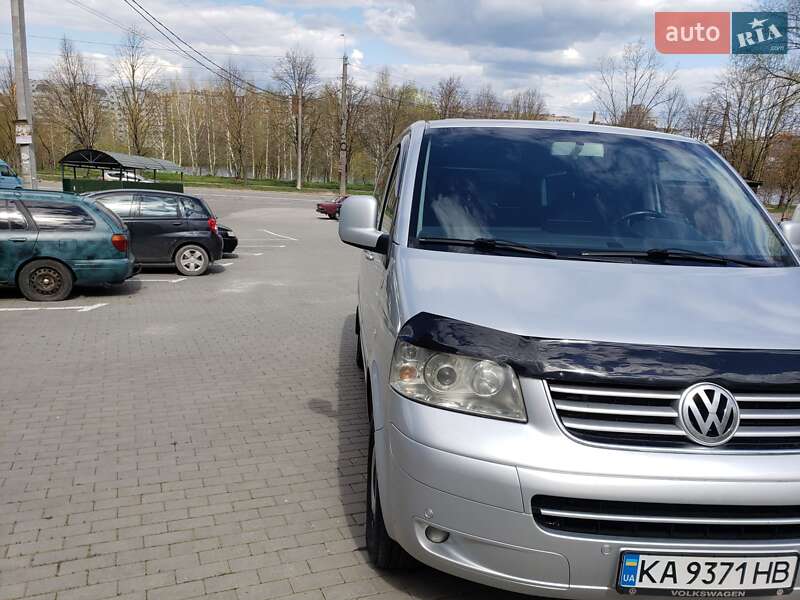 Мінівен Volkswagen Multivan 2008 в Хмельницькому