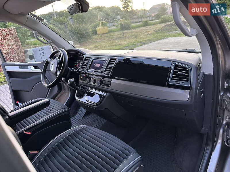 Минивэн Volkswagen Multivan 2015 в Харькове