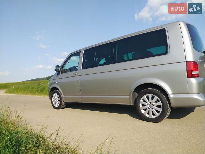 Volkswagen Multivan 2012