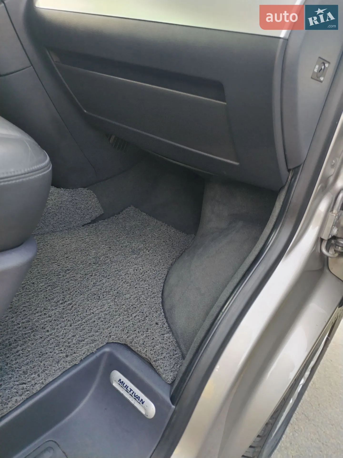 2012 Volkswagen Multivan - мініатюра 16