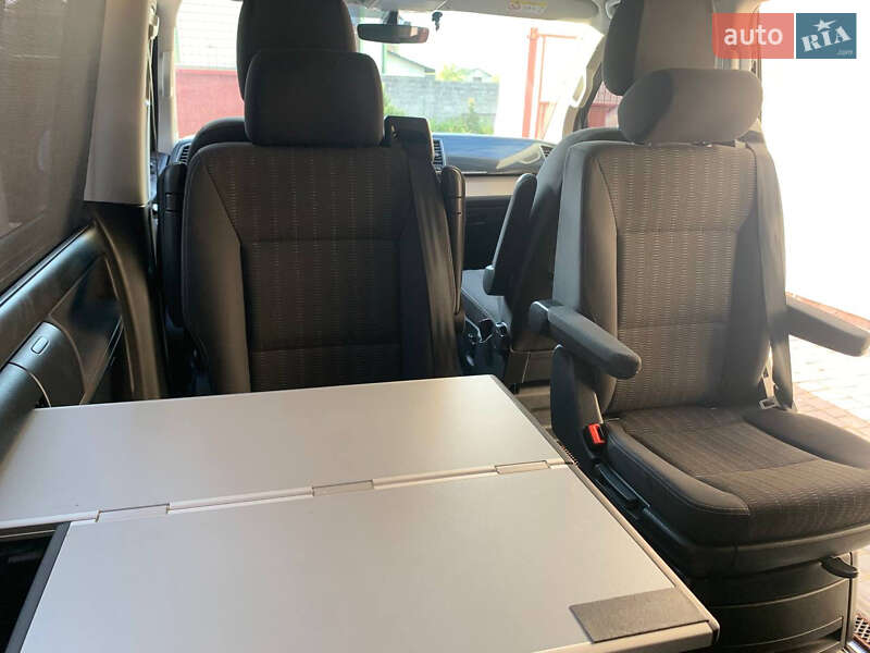 Мінівен Volkswagen Multivan 2018 в Стрию