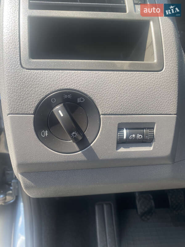 Минивэн Volkswagen Multivan 2007 в Хмельницком