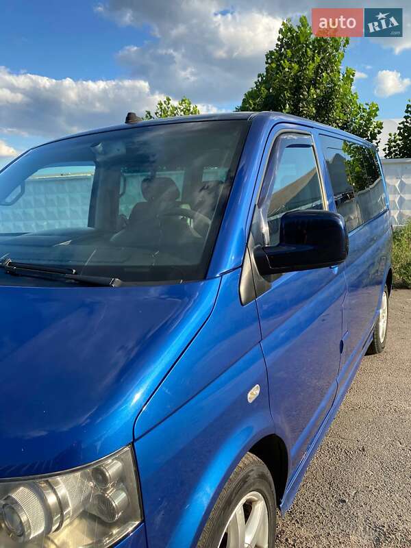 Мінівен Volkswagen Multivan 2005 в Києві