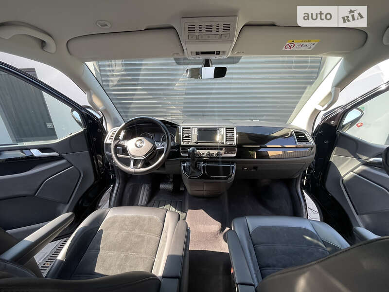 Мінівен Volkswagen Multivan 2019 в Києві