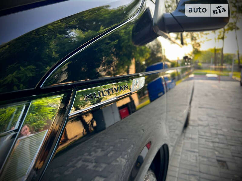 Минивэн Volkswagen Multivan 2021 в Днепре