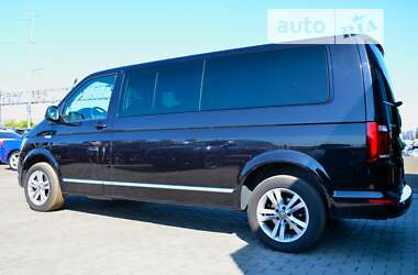 Минивэн Volkswagen Multivan 2017 в 
