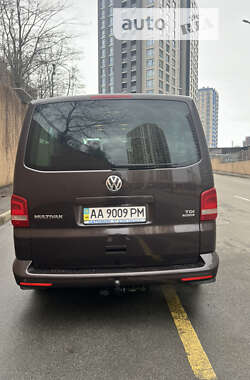 Минивэн Volkswagen Multivan 2013 в Киеве