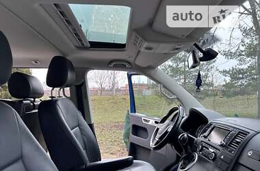 Минивэн Volkswagen Multivan 2015 в Виннице
