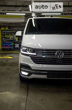 Минивэн Volkswagen Multivan 2021 в Днепре