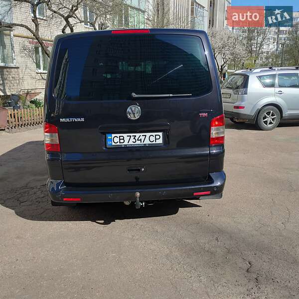 Минивэн Volkswagen Multivan 2005 в Чернигове