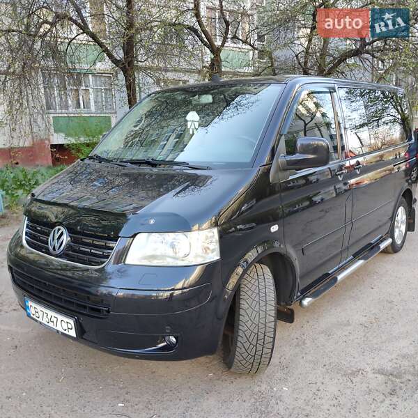 Минивэн Volkswagen Multivan 2005 в Чернигове