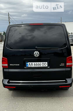 Мінівен Volkswagen Multivan 2014 в Києві