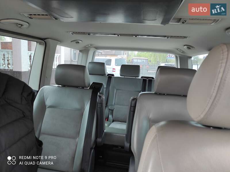Минивэн Volkswagen Multivan 2008 в Любомле
