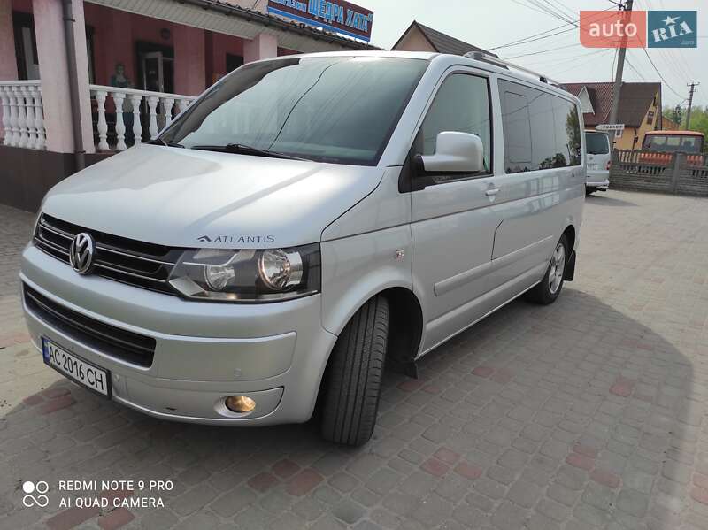 Минивэн Volkswagen Multivan 2008 в Любомле