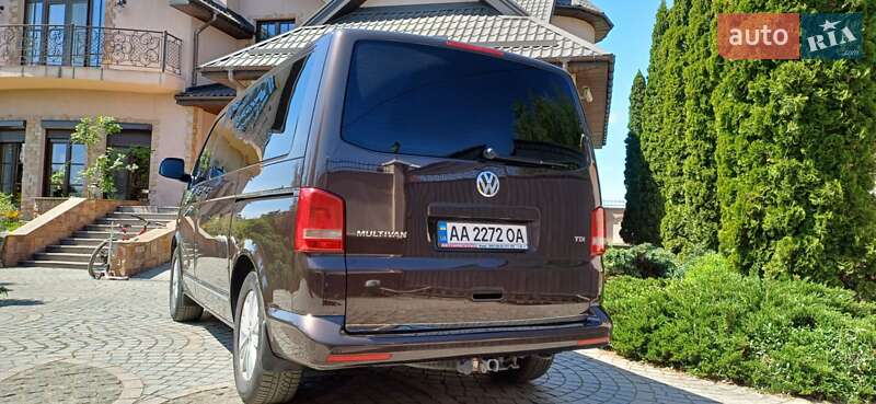 Мінівен Volkswagen Multivan 2012 в Києві