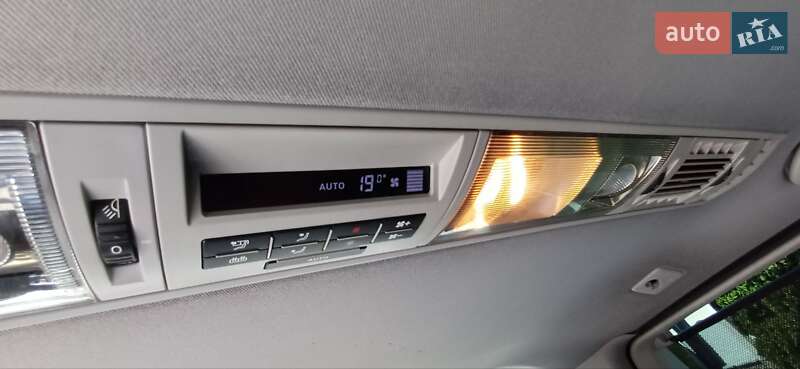 Мінівен Volkswagen Multivan 2012 в Києві