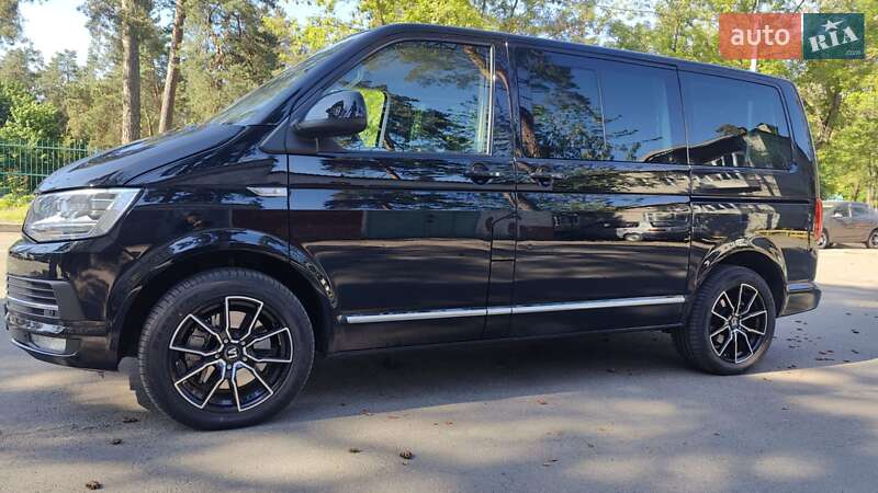 Минивэн Volkswagen Multivan 2015 в Киеве