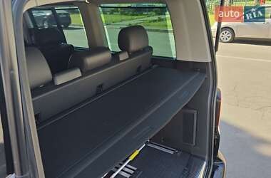 Мінівен Volkswagen Multivan 2015 в Києві