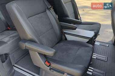 Мінівен Volkswagen Multivan 2015 в Києві