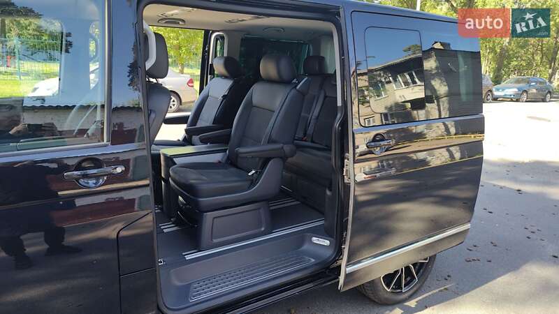 Минивэн Volkswagen Multivan 2015 в Киеве