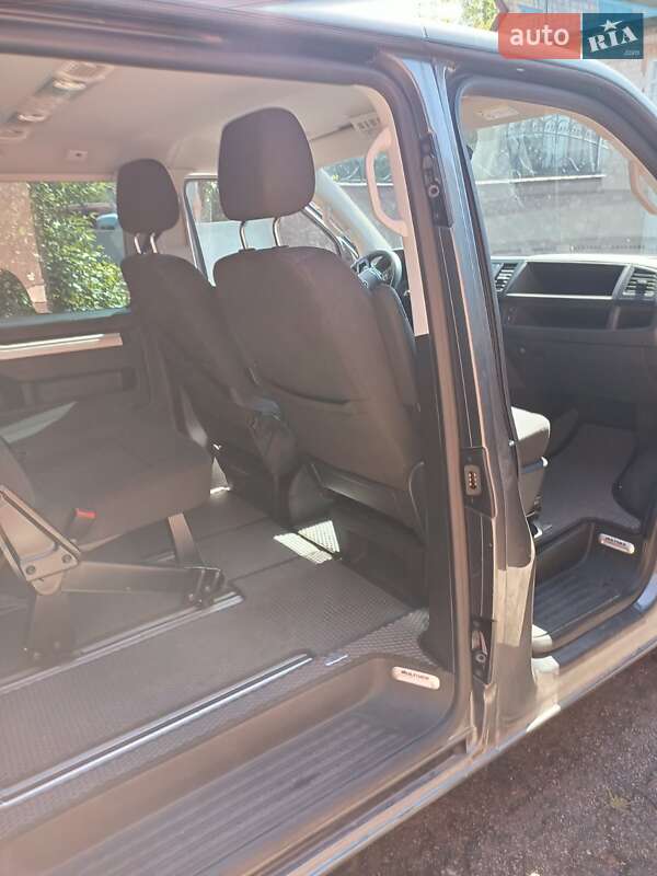 Минивэн Volkswagen Multivan 2017 в Мироновке фото 4 Минивэн Volkswagen Multivan 2017 в Мироновке