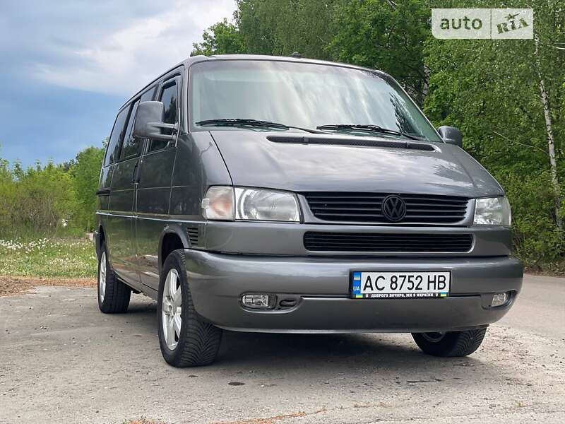 Мінівен Volkswagen Multivan 2000 в 
