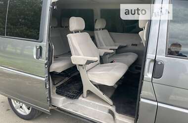 Мінівен Volkswagen Multivan 2000 в 