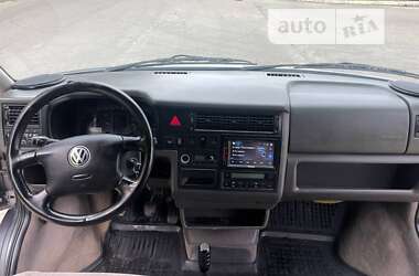 Мінівен Volkswagen Multivan 2000 в 