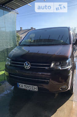 Минивэн Volkswagen Multivan 2015 в Червонограде