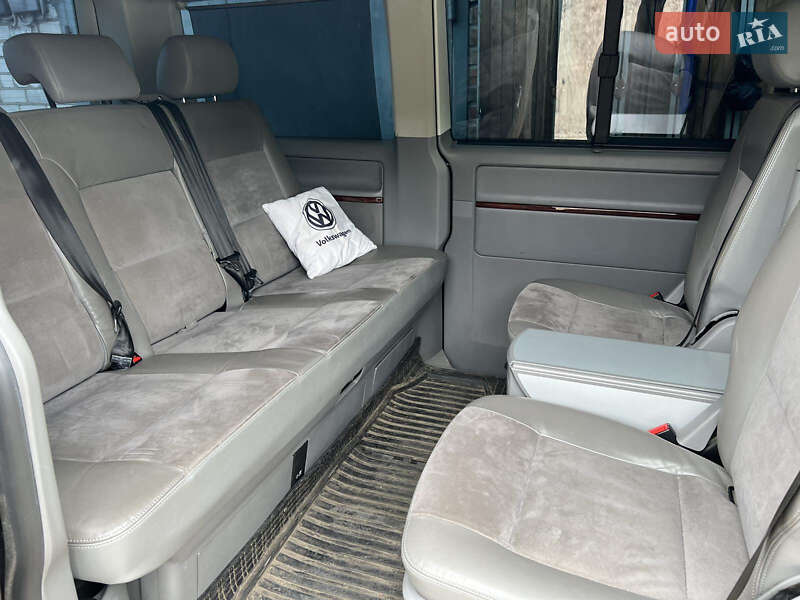 Мінівен Volkswagen Multivan 2008 в Києві