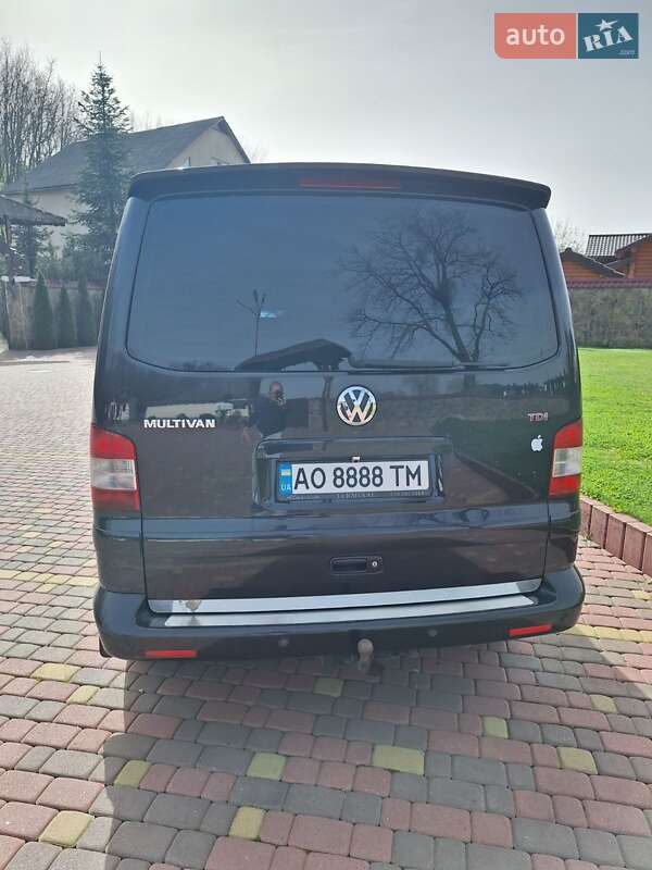 Минивэн Volkswagen Multivan 2008 в Ужгороде