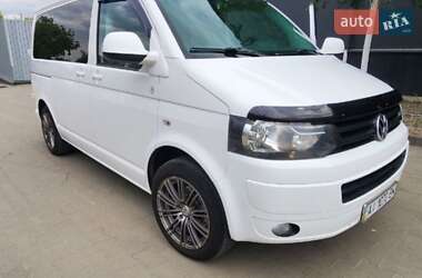 Минивэн Volkswagen Multivan 2012 в 