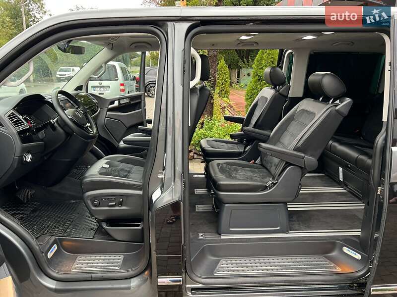 Минивэн Volkswagen Multivan 2018 в Львове