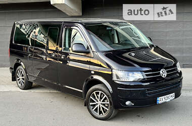 Минивэн Volkswagen Multivan 2012 в Киеве