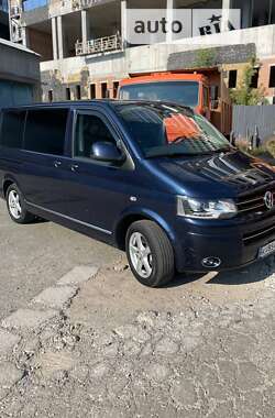 Минивэн Volkswagen Multivan 2014 в Киеве