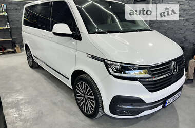 Минивэн Volkswagen Multivan 2021 в Киеве