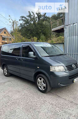 Минивэн Volkswagen Multivan 2008 в Обухове